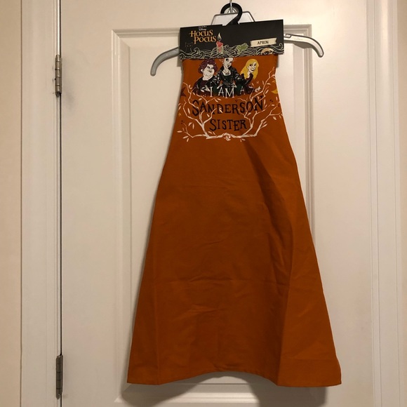 Hocus Pocus Apron and Kitchen Towel Set - Picture 3 of 8